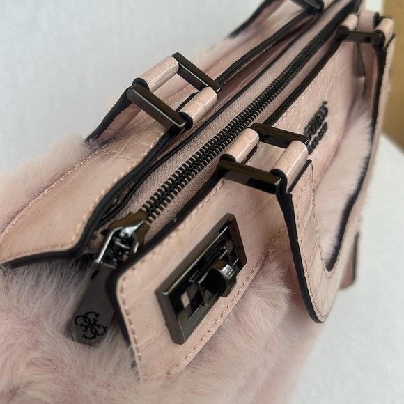 New GUESS Katey Luxe Luxury Satchel - Picture 12 of 14